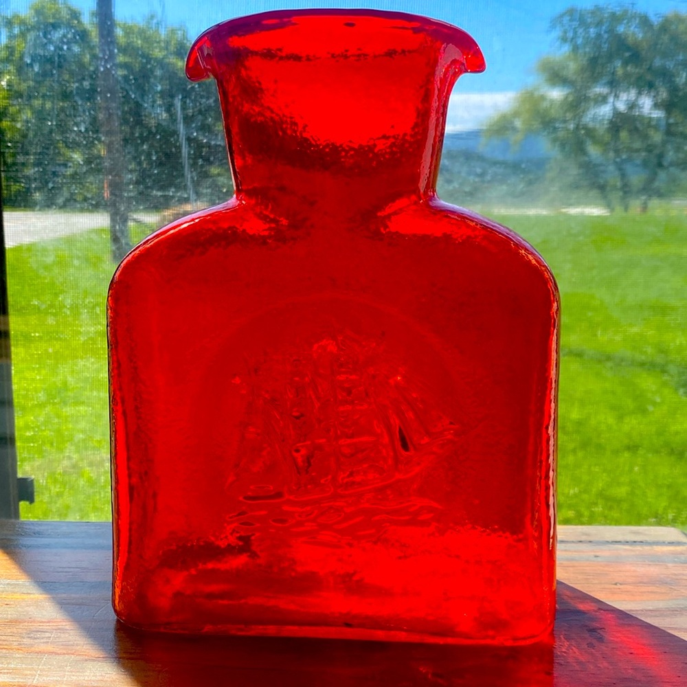 KANAWHA ART GLASS RED NAUTICAL TALL SHIP PITCHER DBL SPOUT BOTTLE VASE CARAFE